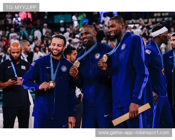 ”花式“表现：勒布朗、杜兰特的精彩镜头不断刷新纪录，勒布朗杜兰特全明星